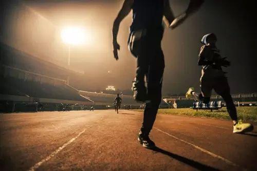 一场盛大的 一场盛大的