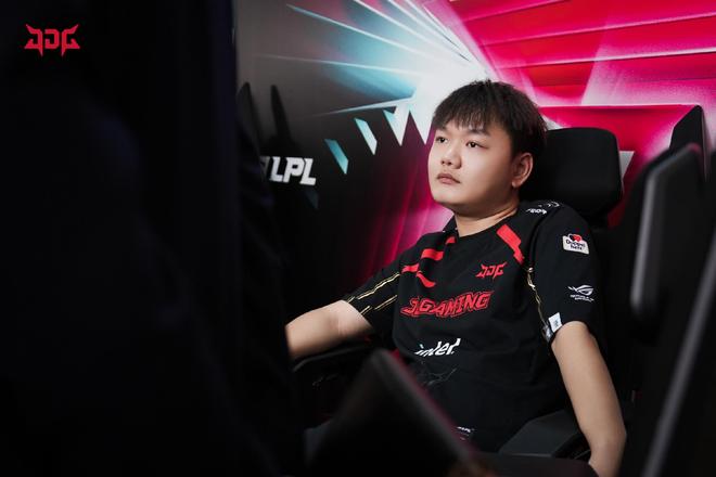 数球迷的热 数球迷的热