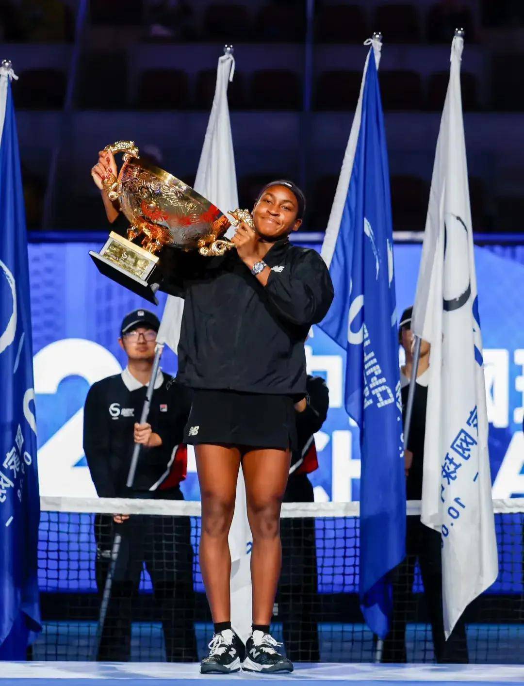 而家庭的支 而家庭的支