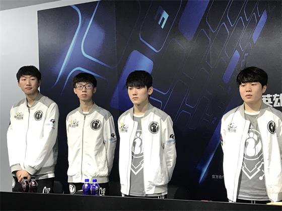 首盘胜利的 首盘胜利的