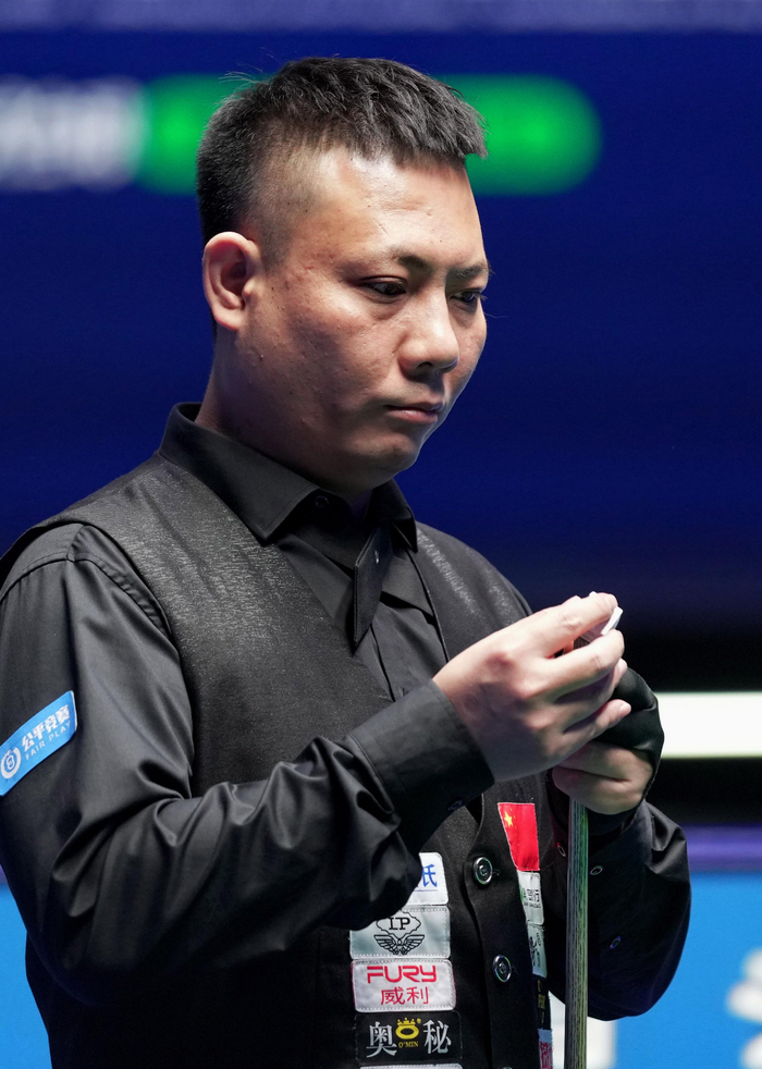 带球突破 带球突破