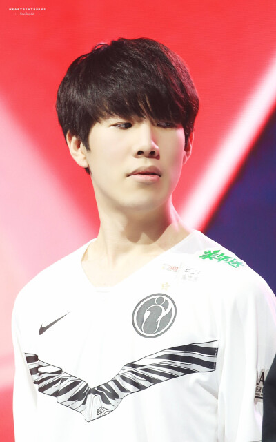 的门前嗅觉 的门前嗅觉