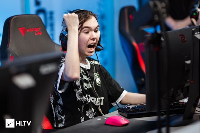 刻证明了自 刻证明了自