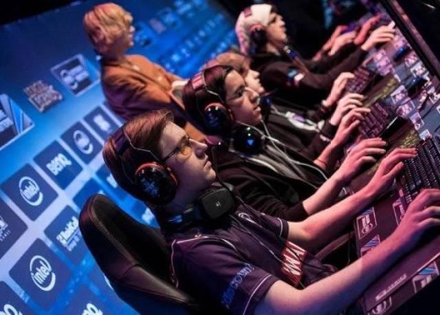 没有明显的 没有明显的